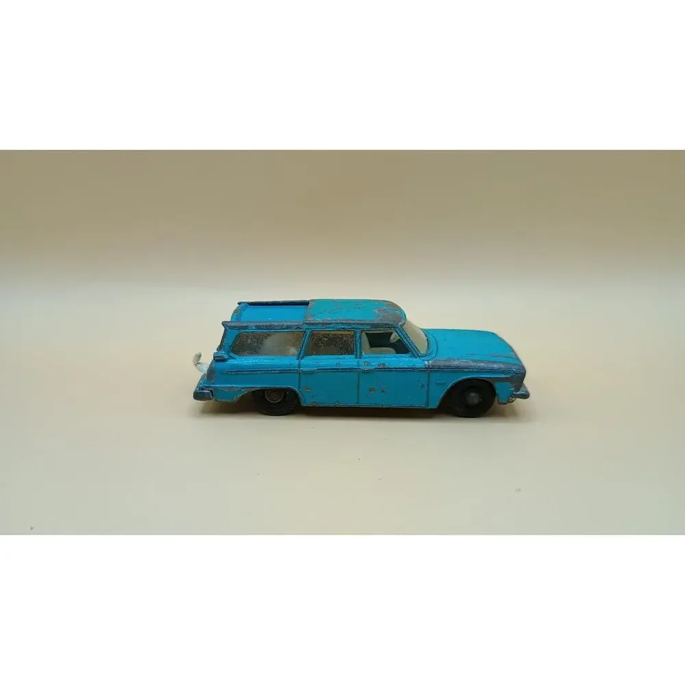 Matchbox Series #42 ~ Studebaker Lark Wagonaire ~ Made in England By Lesley D24